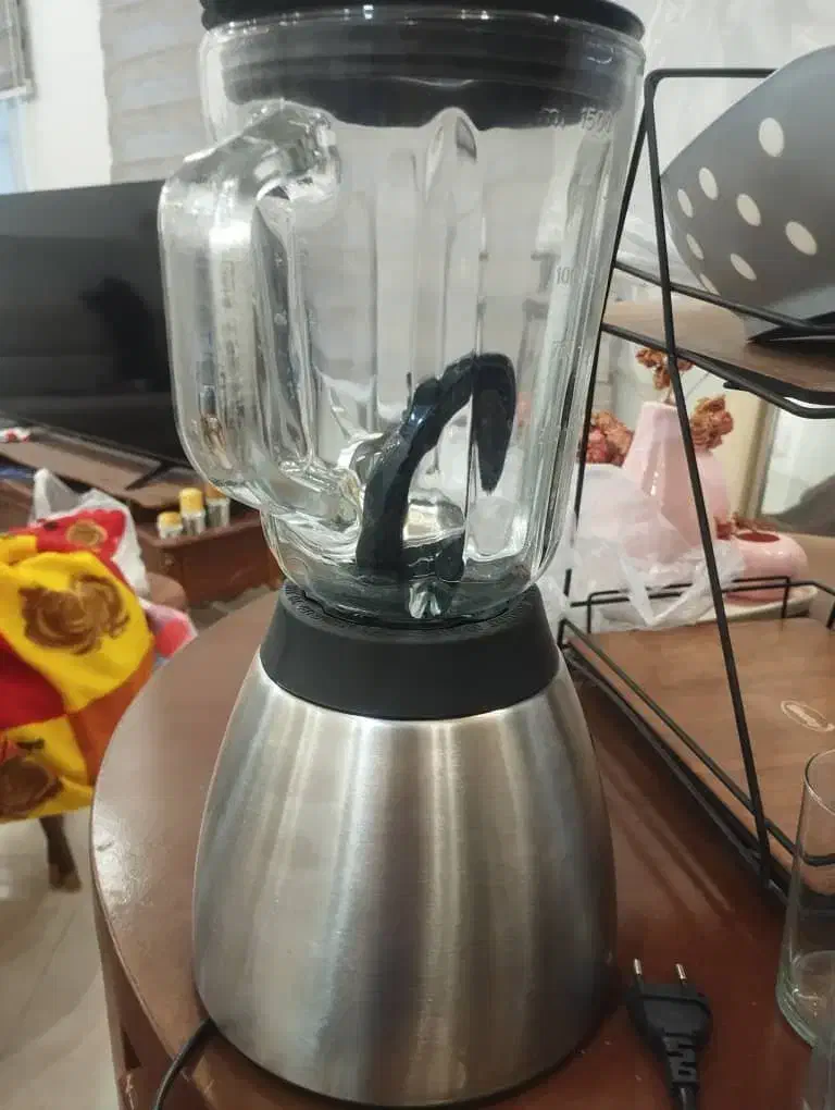 آسیاب مخلوط کن|خردکن، آسیاب، غذاساز|زارچ, |دیوار