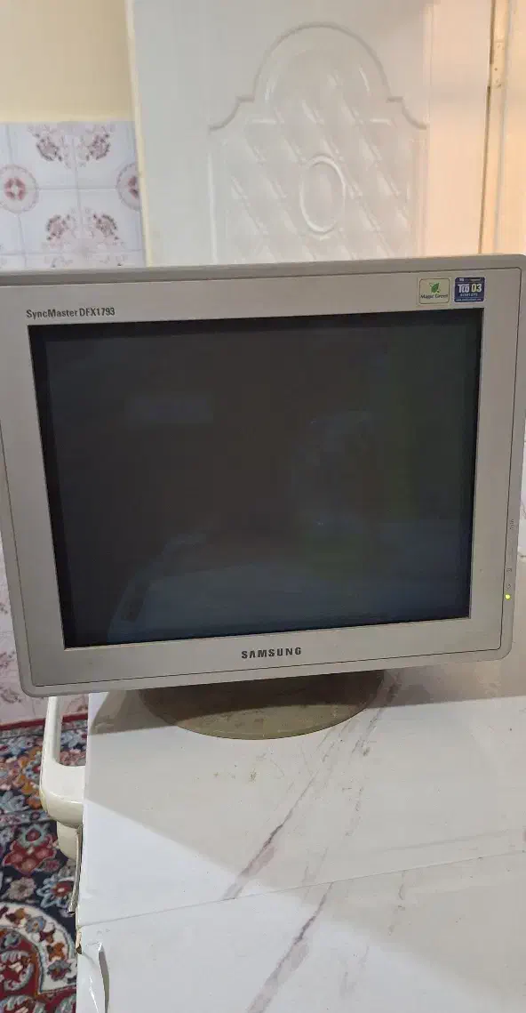 مانیتور|رایانه رومیزی|خورموج, |دیوار