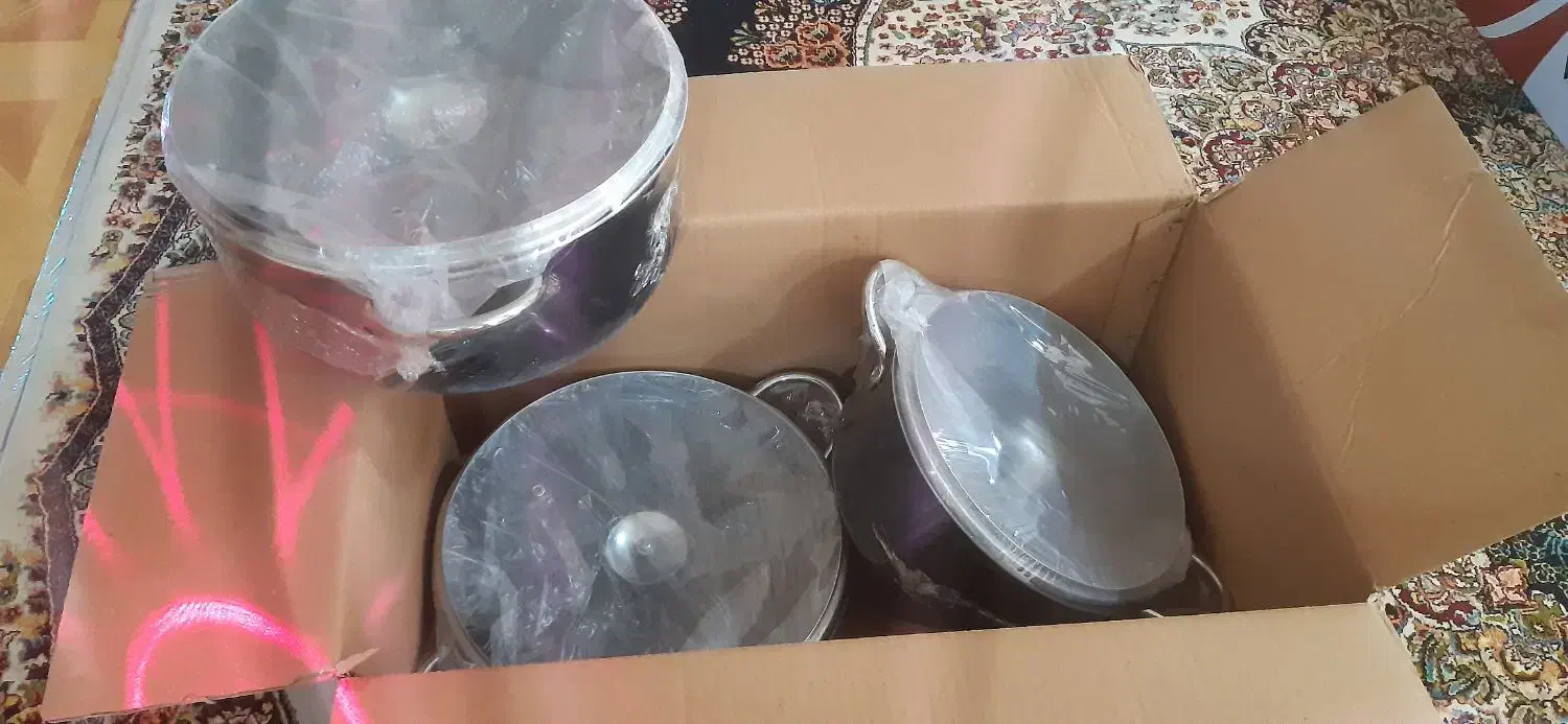 قابلمه نو|ظروف پخت‌وپز|اردبیل, |دیوار