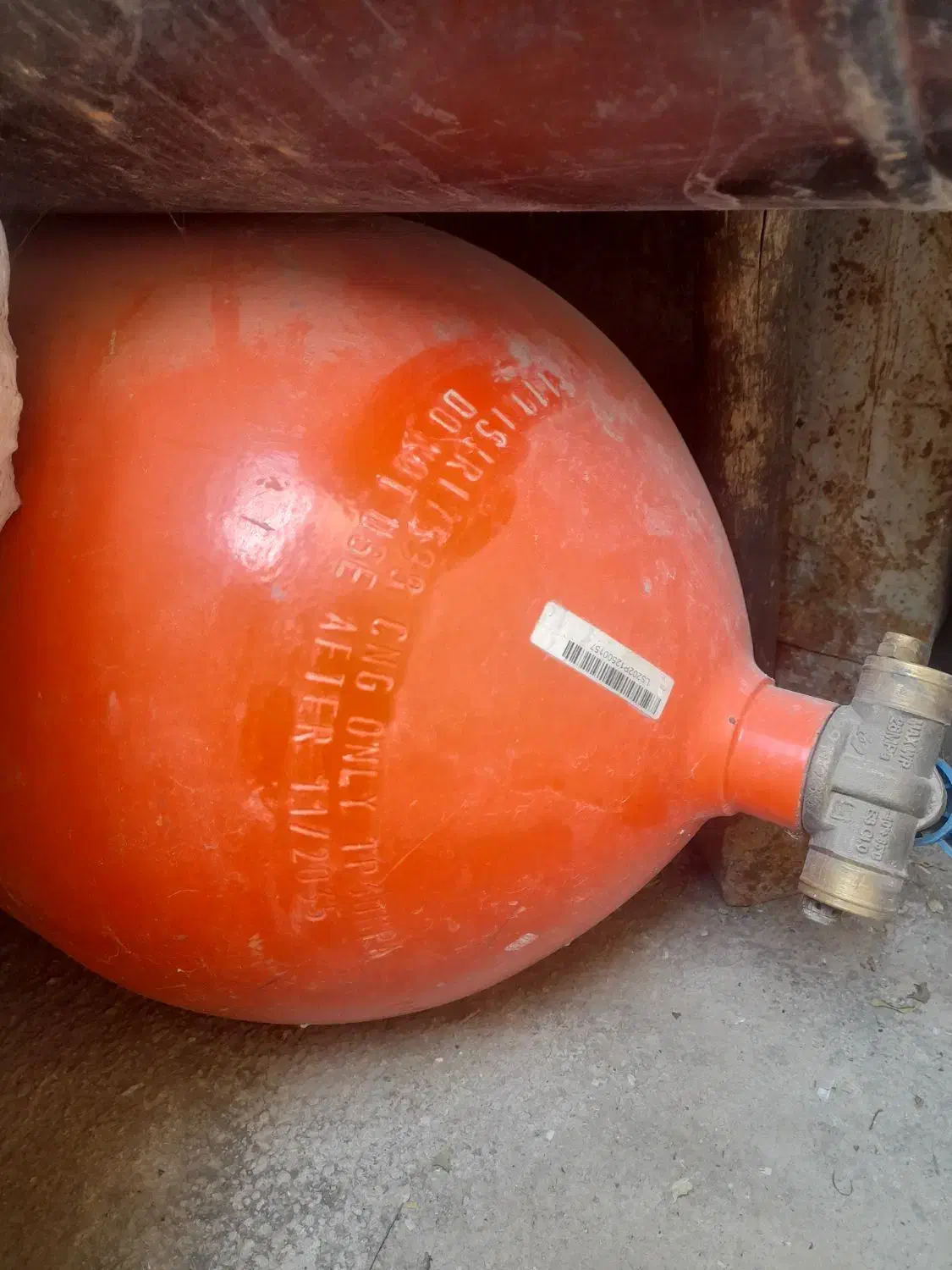 کپسول گاز سی انجی پژو|قطعات یدکی و لوازم جانبی|اسفراین, |دیوار