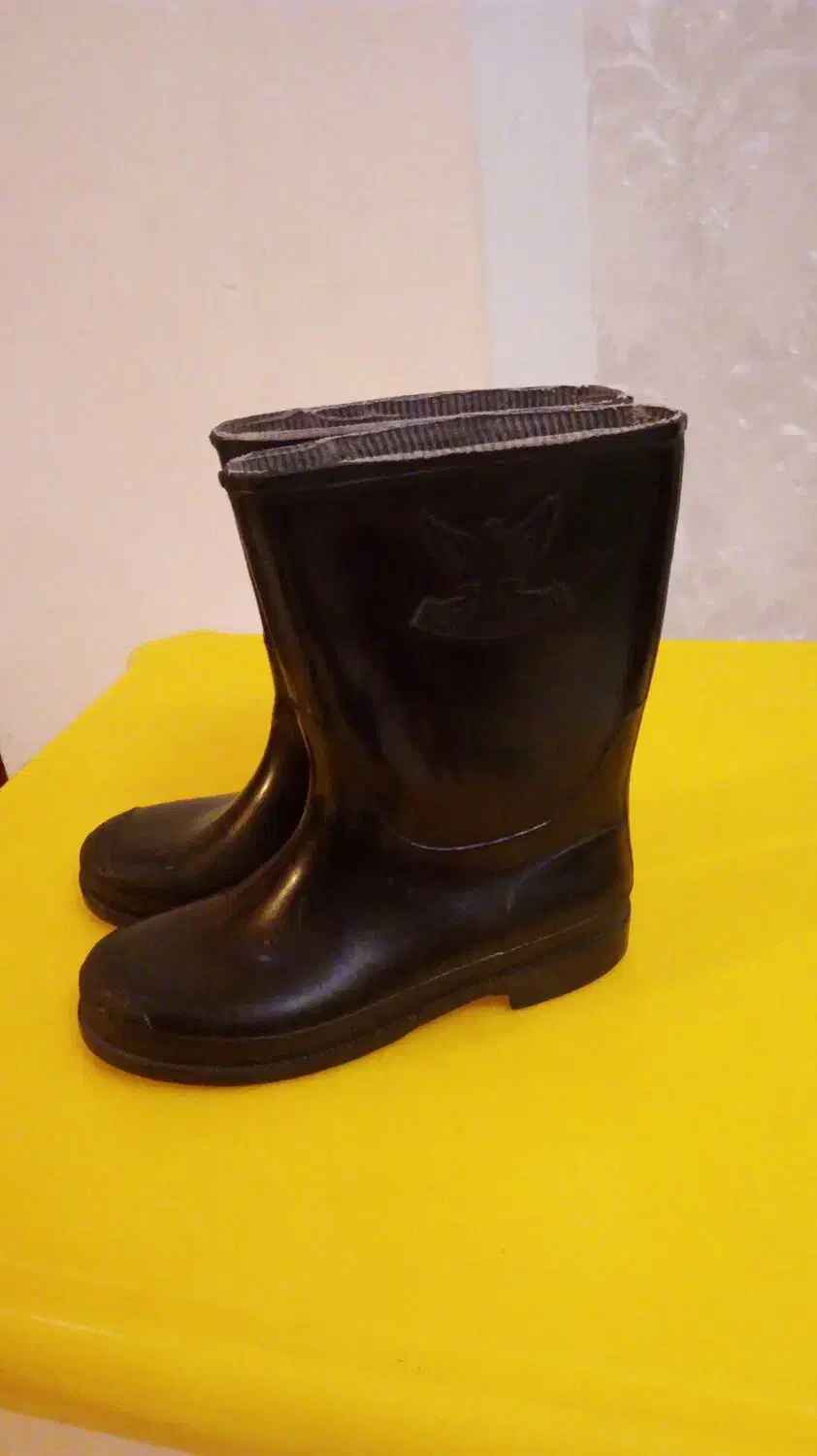 چکمه نو. سایز34|کیف، کفش، کمربند|رشت, لاکانی|دیوار