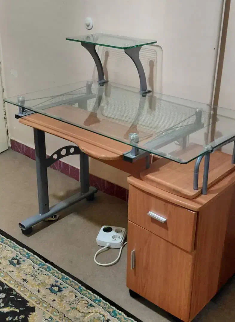 میزکامپیوتر|میز تحریر و کامپیوتر|رشت, حسین آباد|دیوار