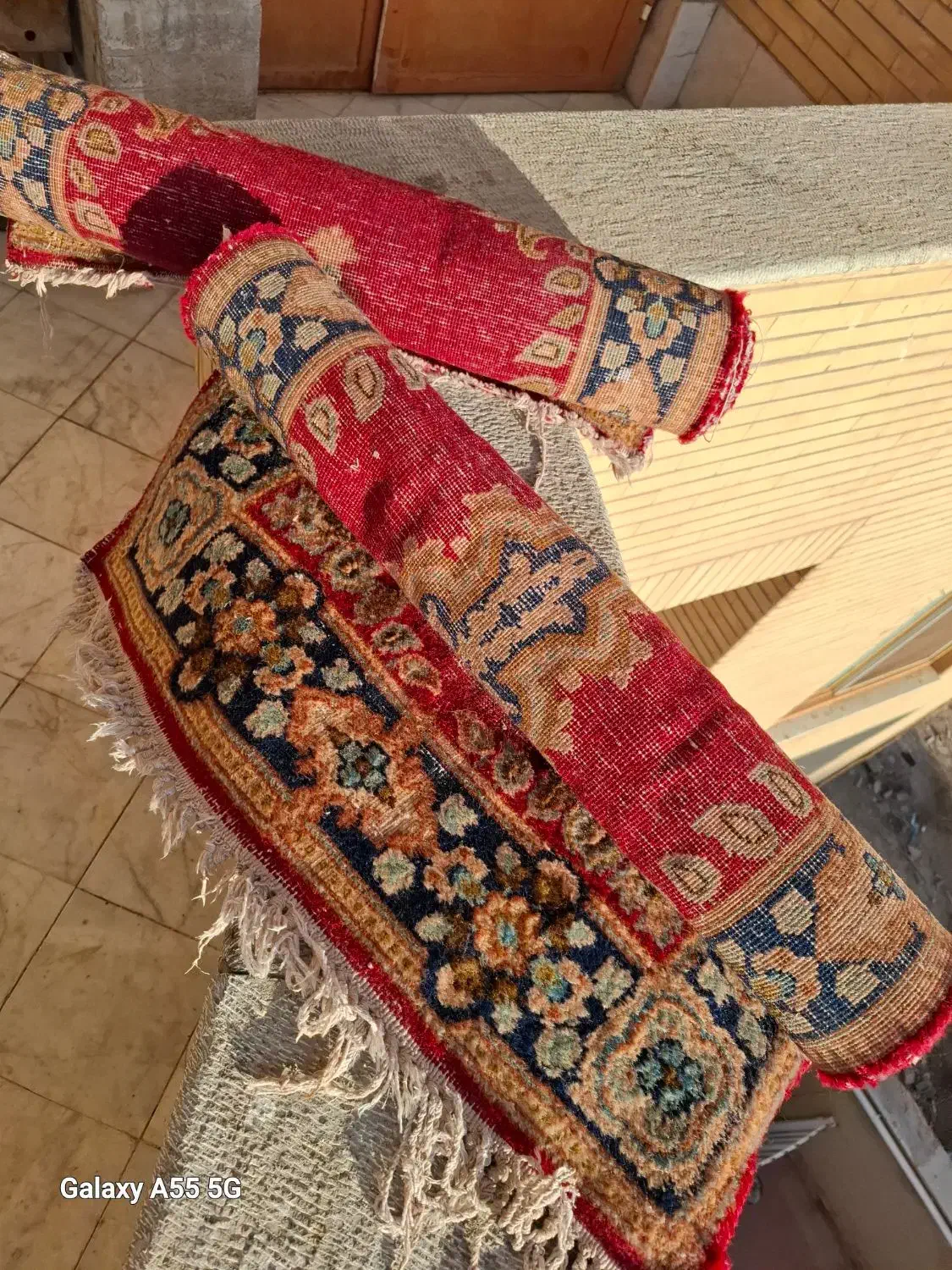 ۲قالیچه دست باف پاخورده فروشی|کلکسیون اشیاء عتیقه|کرمان, |دیوار