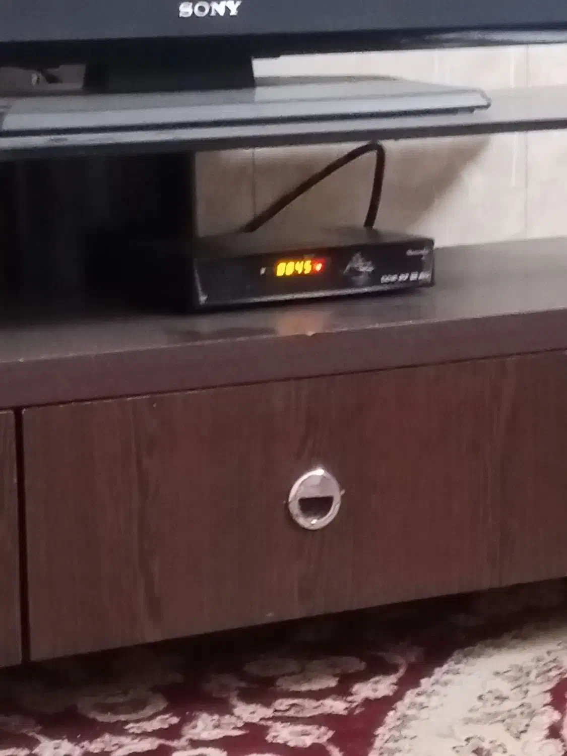 یک عدد تلوزیون ویک دستگاه دیجبتال|تلویزیون و پروژکتور|سبزوار, قصبه غربی|دیوار