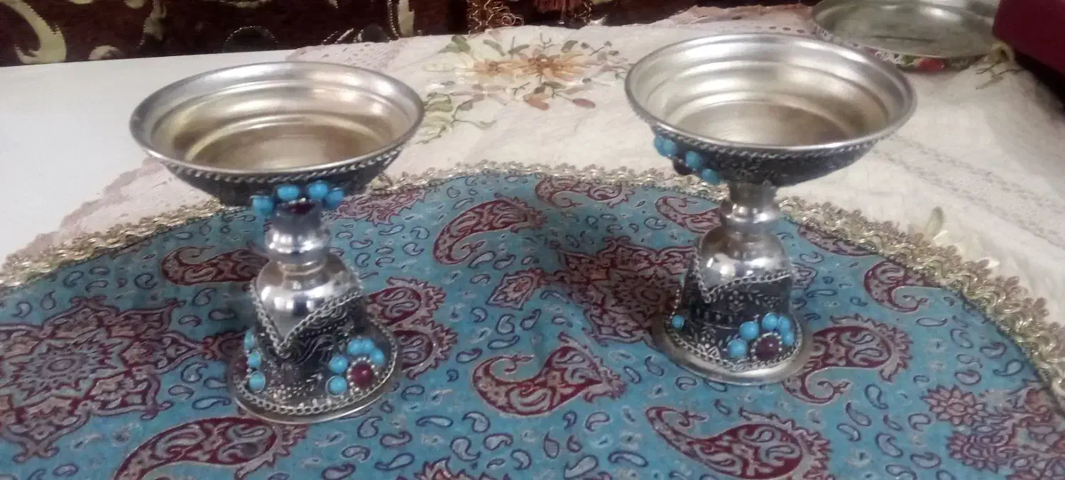 وسایل قدیمی سینی تعارفی تال، استکان و گالش ظرف|کلکسیون اشیاء عتیقه|یزد, |دیوار