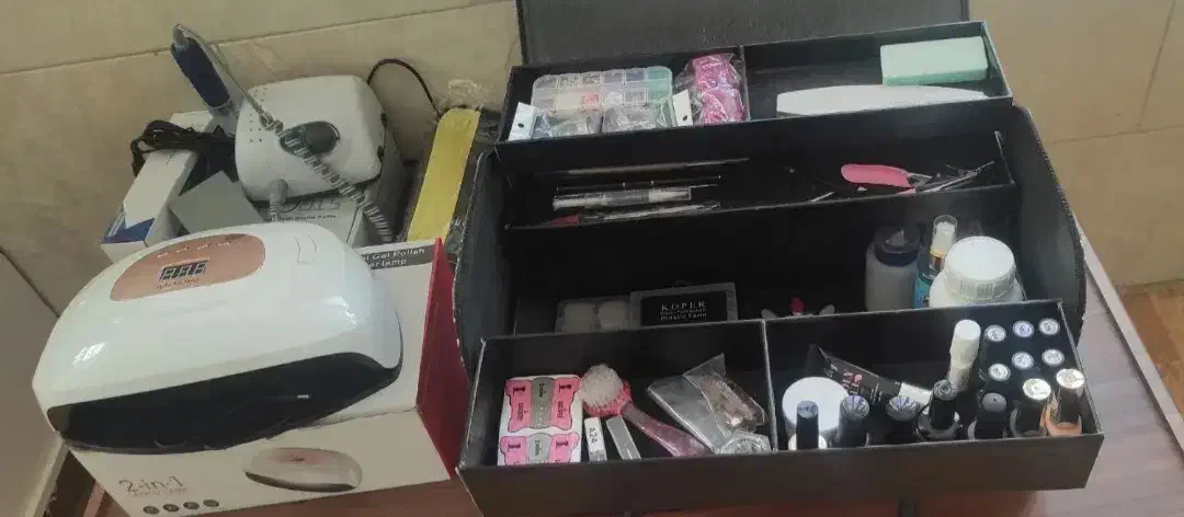 وسایل ناخن کامل|آرایشی، بهداشتی، درمانی|شیراز, حافظیه|دیوار