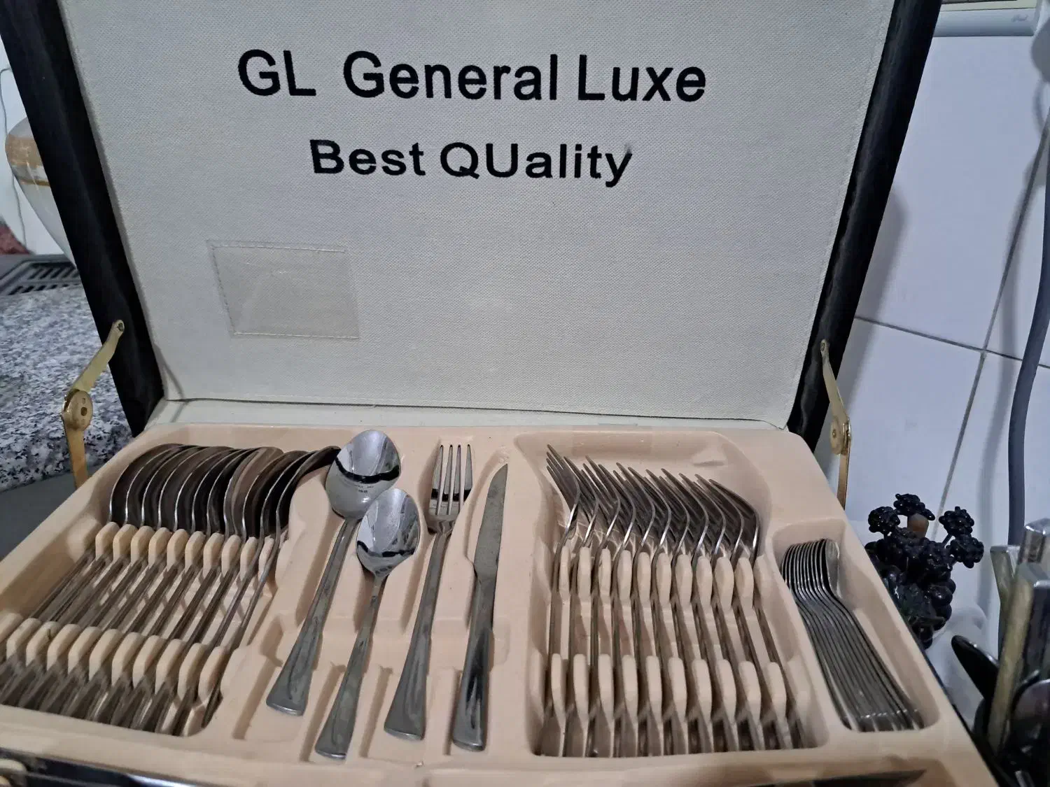 زیرانداز حصیری و ست قاشق چنگال|روفرشی|قم, شهرک سازمان آب|دیوار