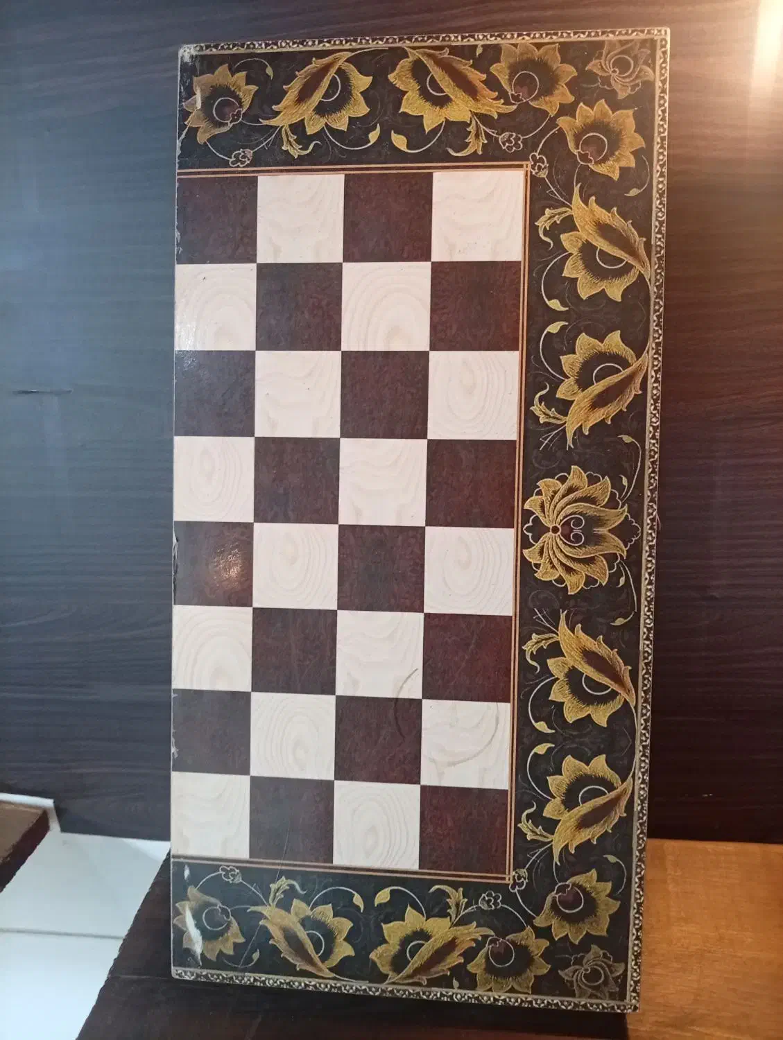 تخته نرد|اسباب‌‌بازی|رشت, حومه رشت|دیوار