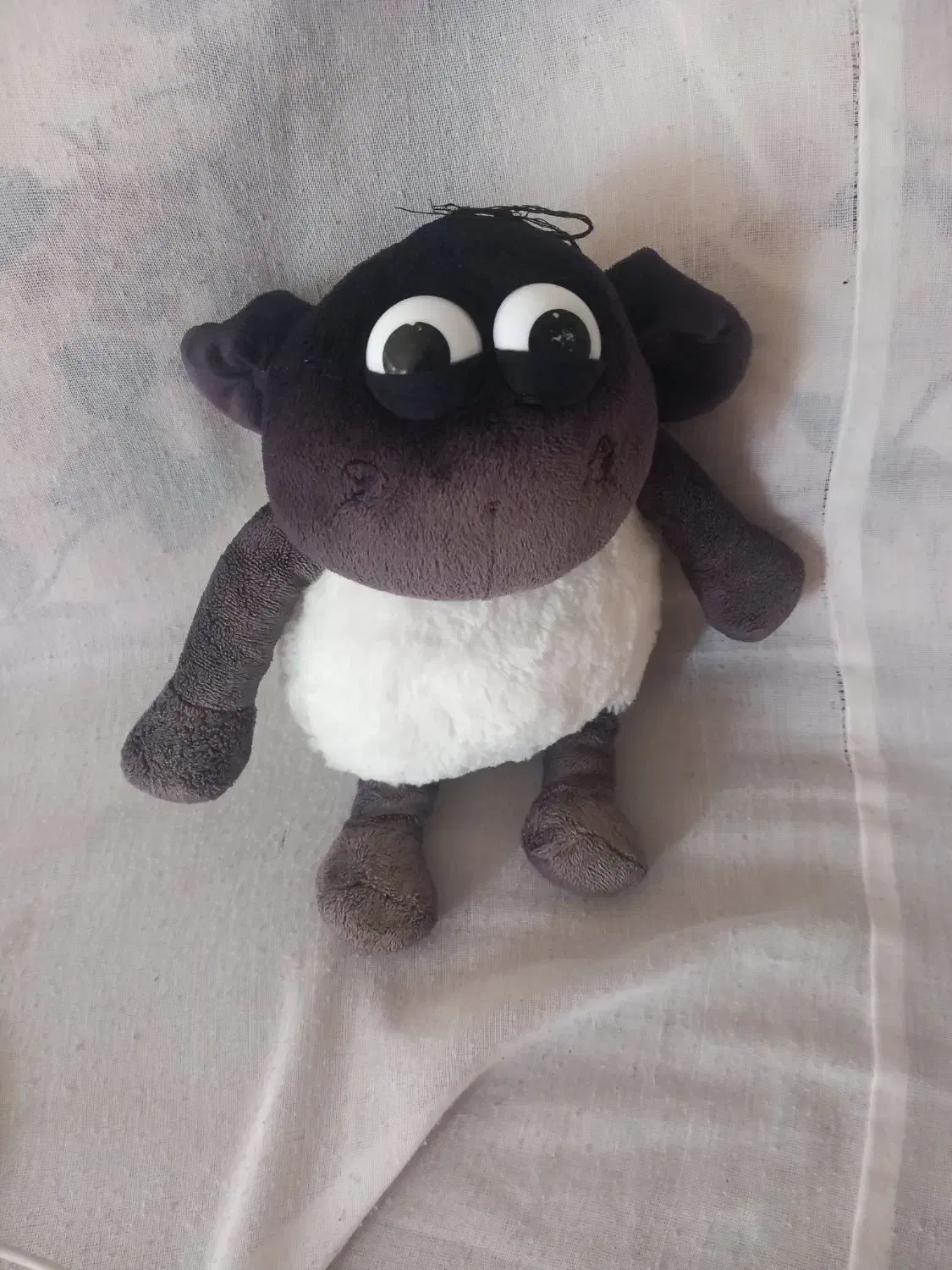 عروسک بره ناقلا|اسباب‌بازی بچه|پیر بکران, |دیوار