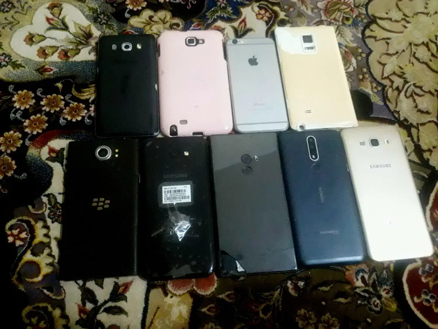 سامسونگ،اپل،بلک بری و شیاومی اوراق|موبایل|پرند, فاز ۶|دیوار