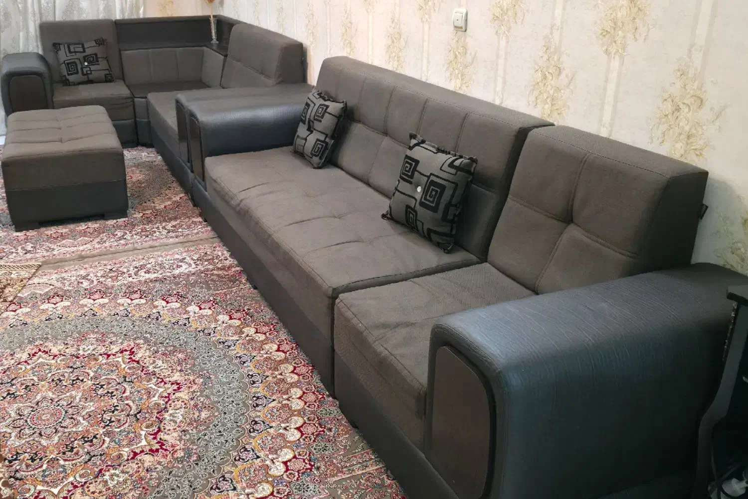 مبل راحتی تمیز تمیز|مبلمان خانگی و میز عسلی|تهران, جیحون|دیوار