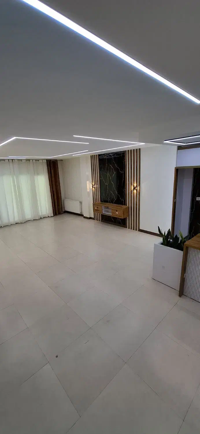 آپارتمان2خوابه/130 متری/کلید نخورده/فاز1صدرا|فروش آپارتمان|صدرا-فارس, فاز ۱|دیوار