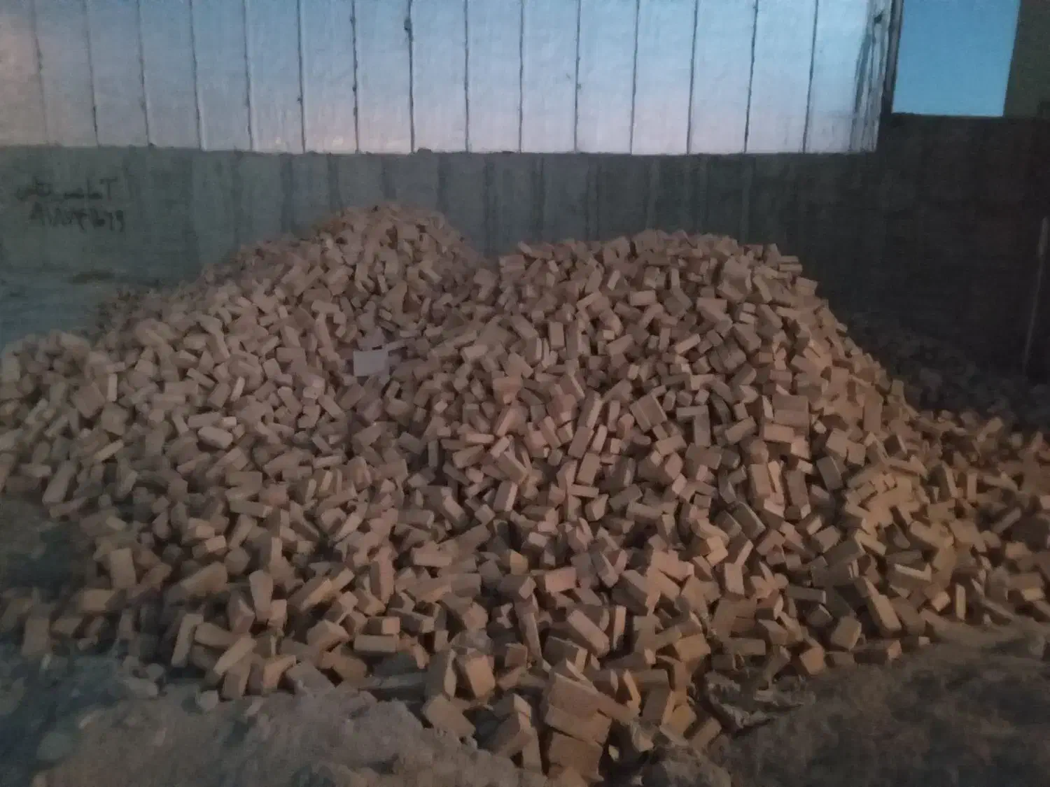 اجر خاموت ومیلگرد|مصالح و تجهیزات ساختمان|ایلام, |دیوار