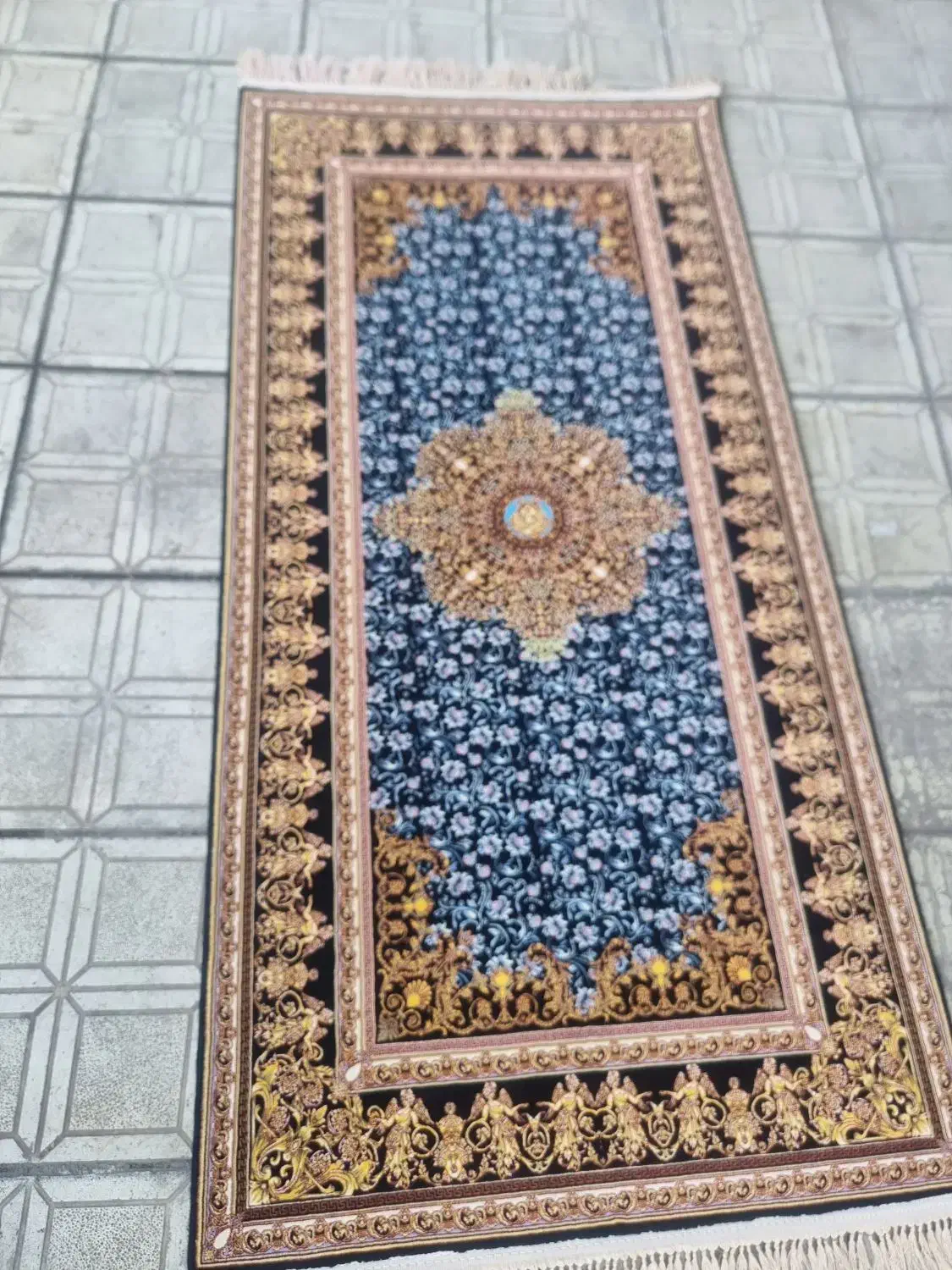 یک جفت فرش ۶متری و یک کناره ورساچ|فرش|نسیمشهر, |دیوار