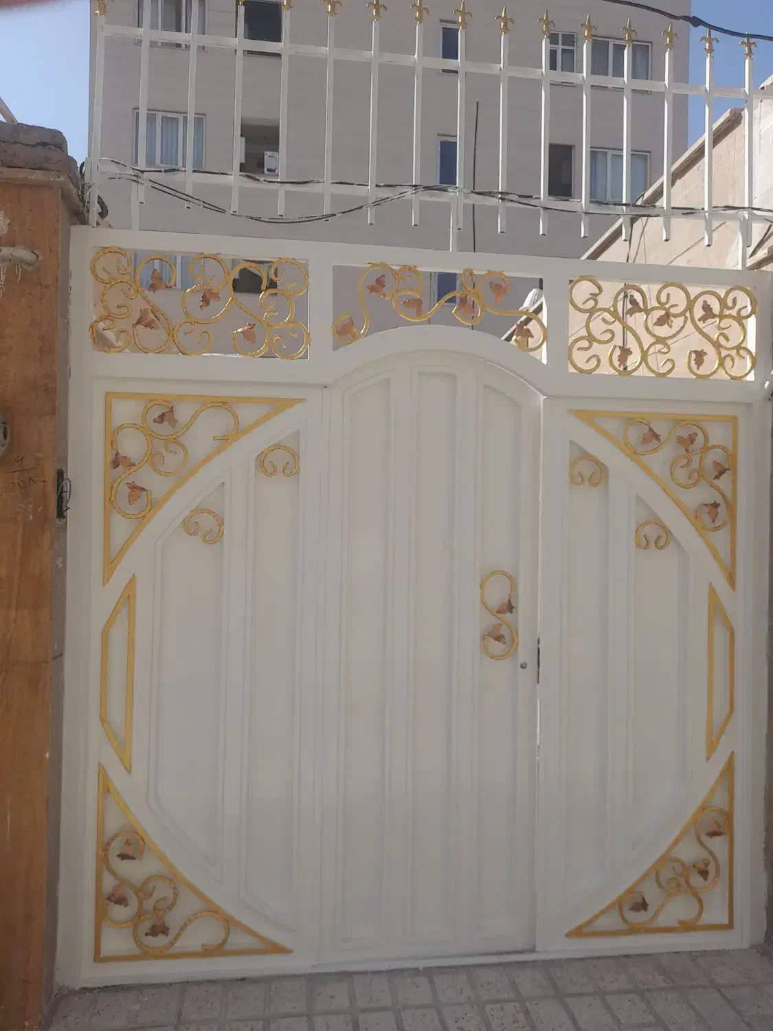 نقاش نقاشی ساختمان وحید تمام نقاط|خدمات پیشه و مهارت|اسلام‌شهر, شهرک واوان|دیوار