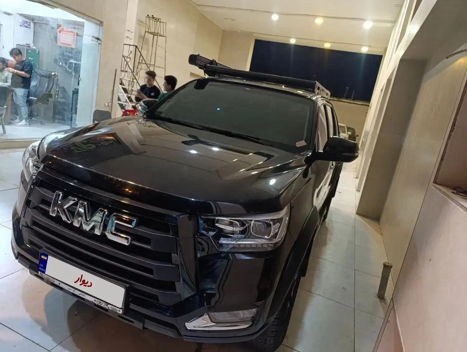 کی ام سی t8مدل1402|خودرو سواری و وانت|فسا, |دیوار