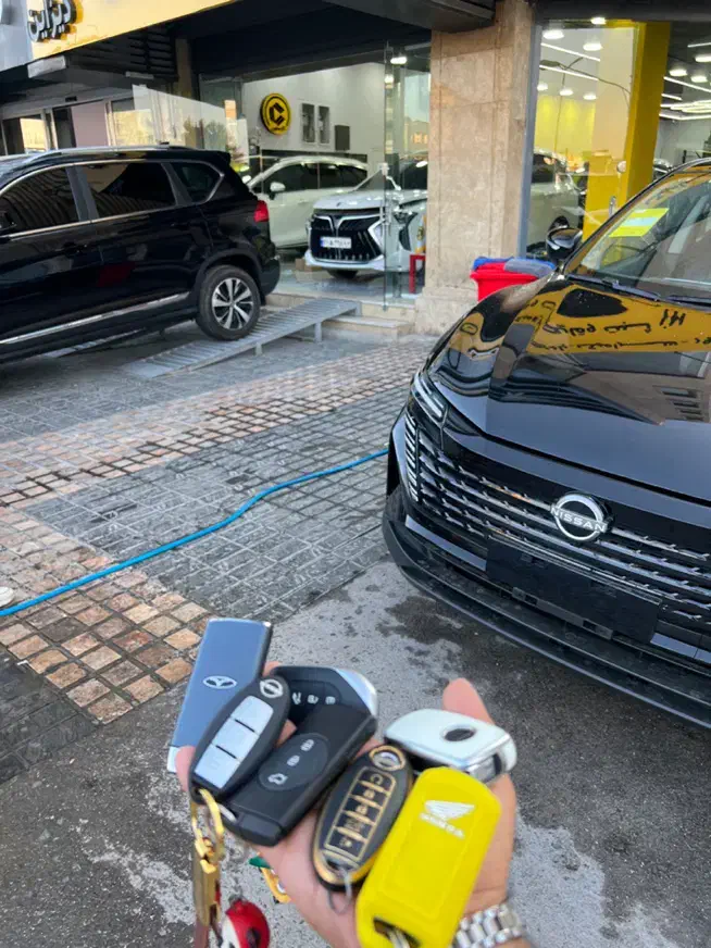 سرامیک خودرو ، پولیش ، کاور رنگی و بادینفس PPF|قطعات یدکی و لوازم جانبی|شیراز, فرهنگ شهر|دیوار