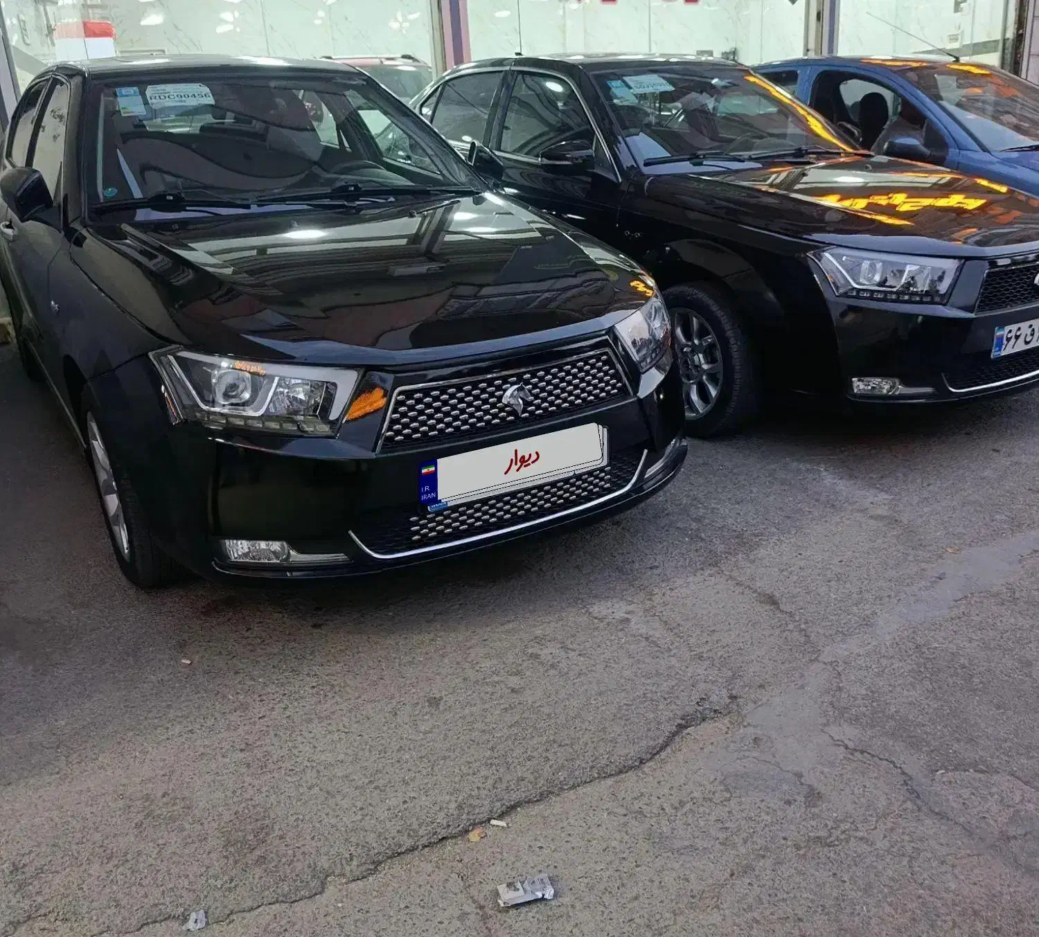 دنا آپشنال ۴۰۴و۴۰۳ فول مشکی|خودرو سواری و وانت|اراک, |دیوار