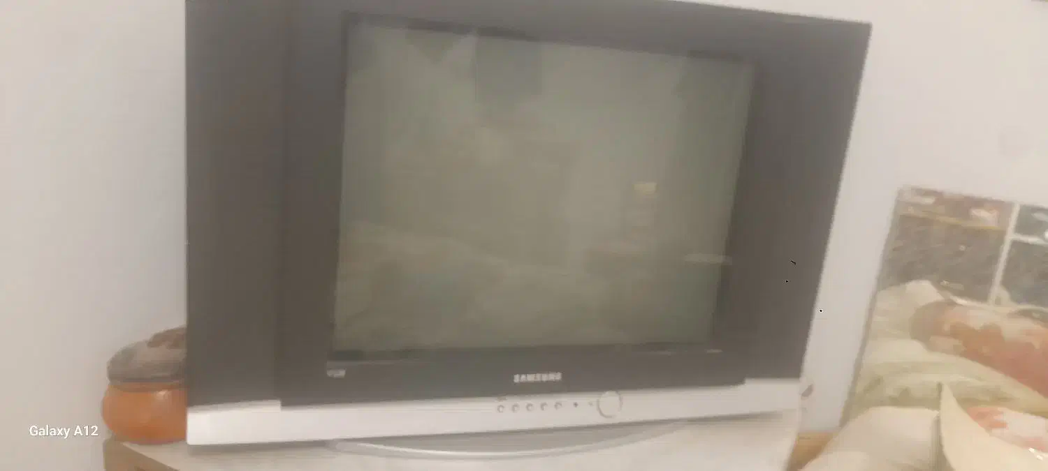 تلوزیون پاناسونیک قدیم|تلویزیون و پروژکتور|مشهد, زیرکن|دیوار