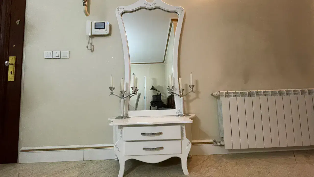 میز آینه و شمعدان سفید|مبلمان خانگی و میز عسلی|تهران, ایرانشهر|دیوار