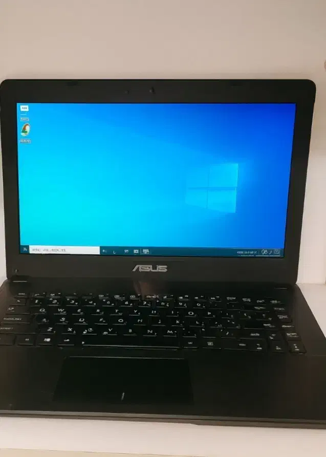لپ تاپ ایسوس core i5 نسل 4 بسیار تمیز گرافیک دار|رایانه همراه|تهران, صفا|دیوار