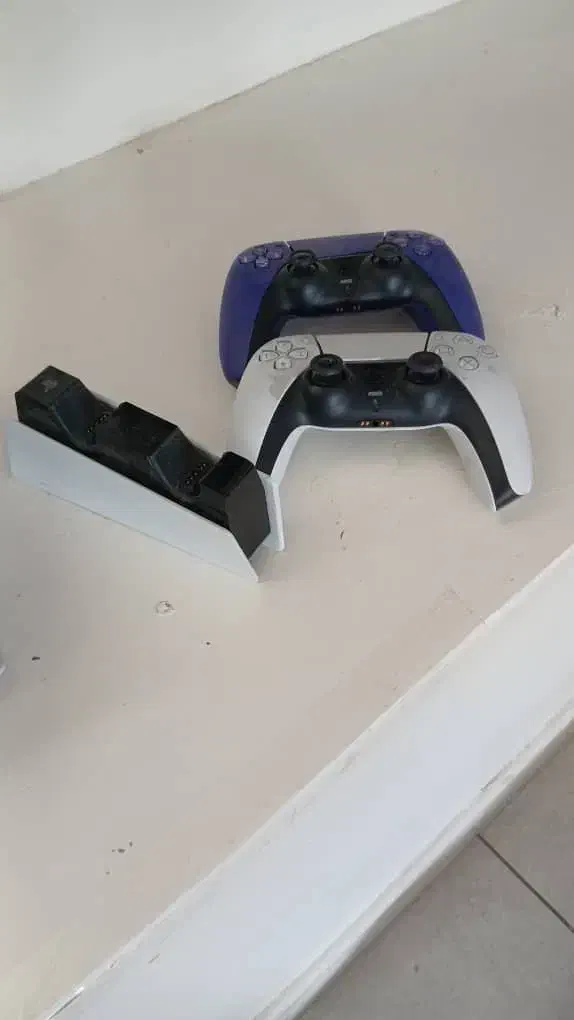 کنسول بازی پلی استیشن اسلیم با دسته اضافی|کنسول، بازی ویدئویی و آنلاین|تهران, نمایشگاه بین المللی|دیوار