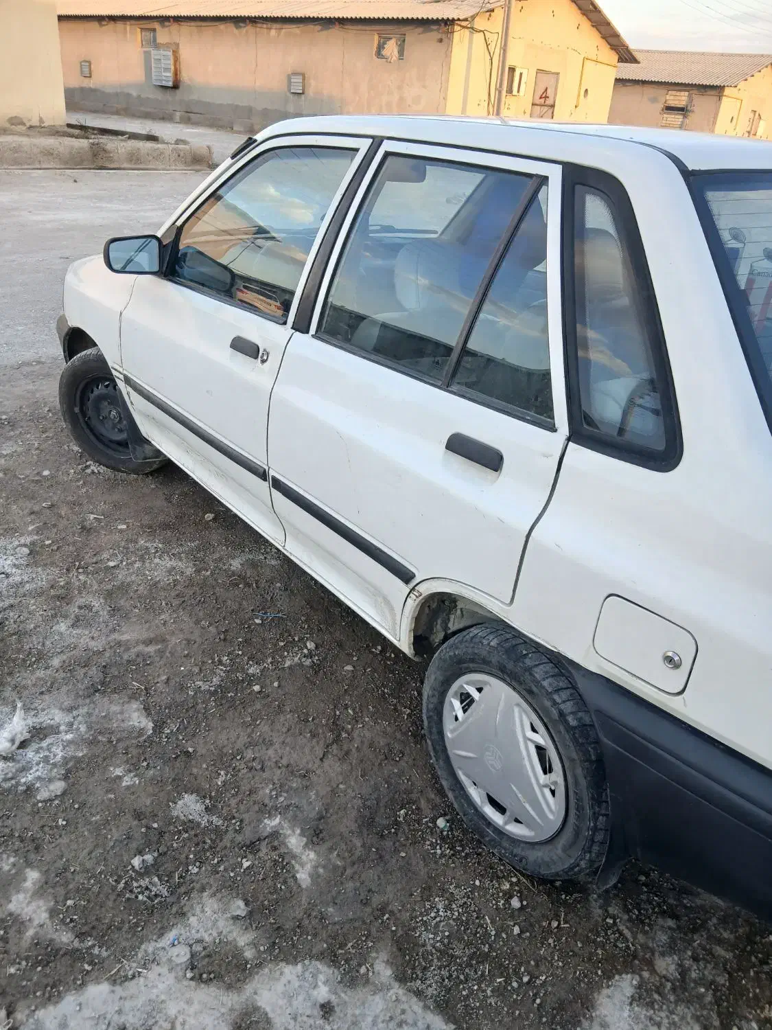 پراید مدل ۸۱|خودرو سواری و وانت|میانه, |دیوار