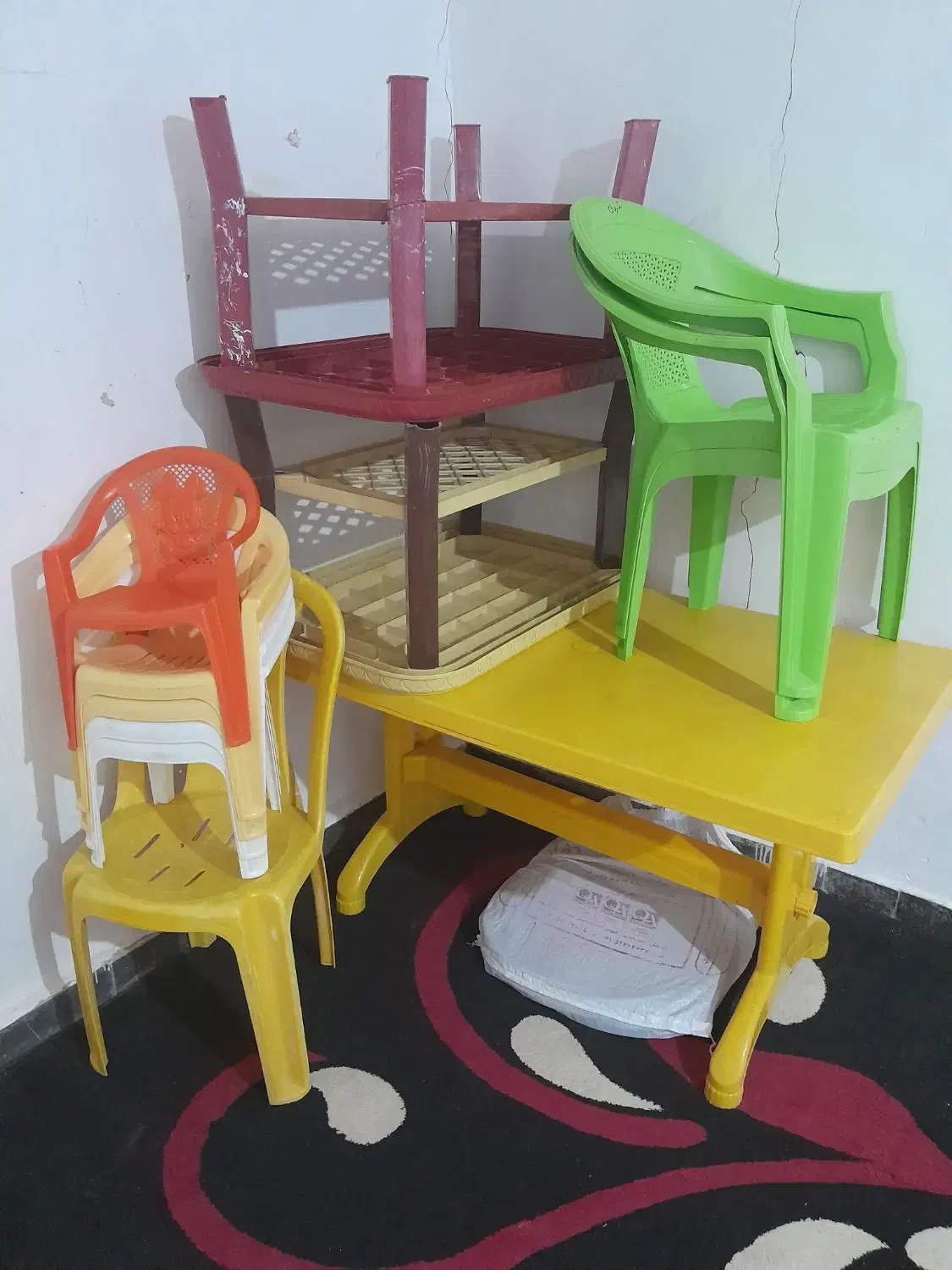 صندلی ومیز|اسباب و اثاث بچه|شادگان, |دیوار