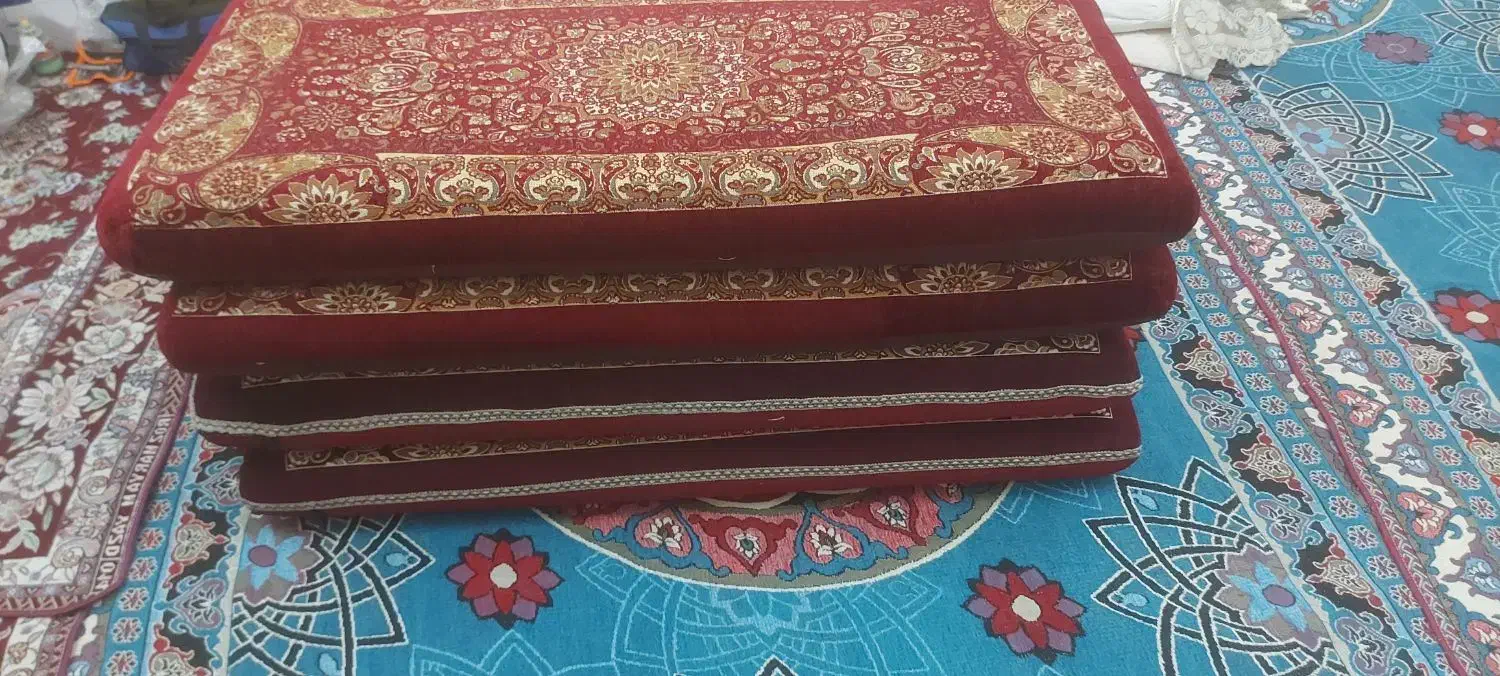 چهار عدد پشتی ماشینی|پشتی|آبادان, |دیوار