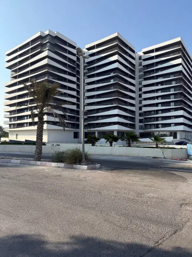 رهن واجاره برج فروردین مبله فول دیزاین ویو دریا|اجارهٔ آپارتمان|کیش, |دیوار