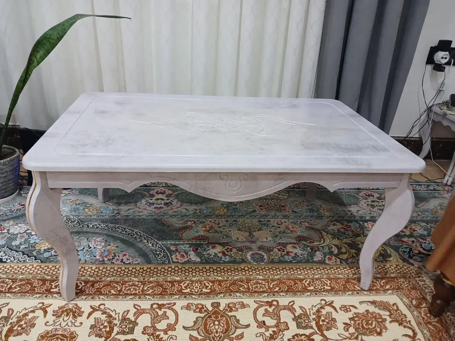 میز جلو مبلی به همراه ۳ میز عسلی|مبلمان خانگی و میز عسلی|لاهیجان, گلستان|دیوار