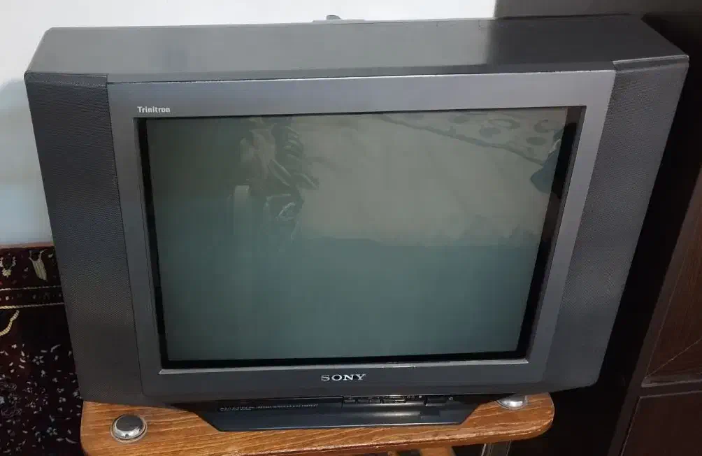 تلویزیون sony اصل ژاپن|تلویزیون و پروژکتور|شیراز, منطقه هوایی شهید دوران|دیوار