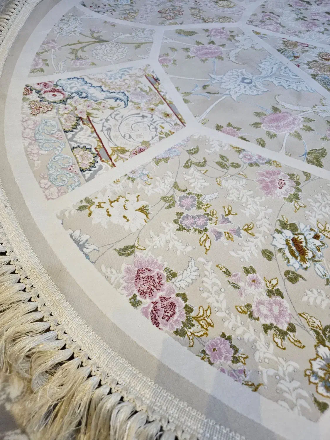 قالیچه ۱۲۰۰شانه گرد سایز ۱/۵|فرش|مشهد, کارمندان دوم|دیوار