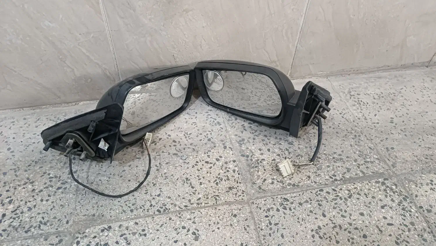 آینه خرگوشی فابریک|قطعات یدکی و لوازم جانبی|سروآباد, |دیوار