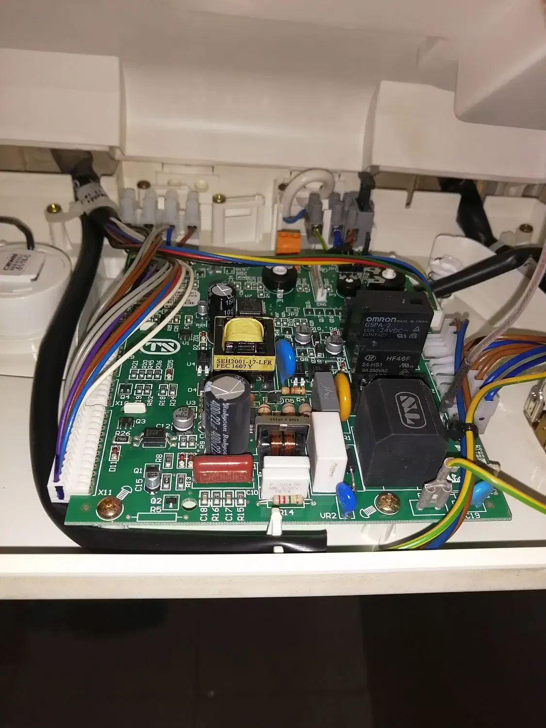 تعمیر و نصب انواع پکیج و شوفاژ وآبگرمکن دیواری|خدمات پیشه و مهارت|اصفهان, ملک‌شهر|دیوار