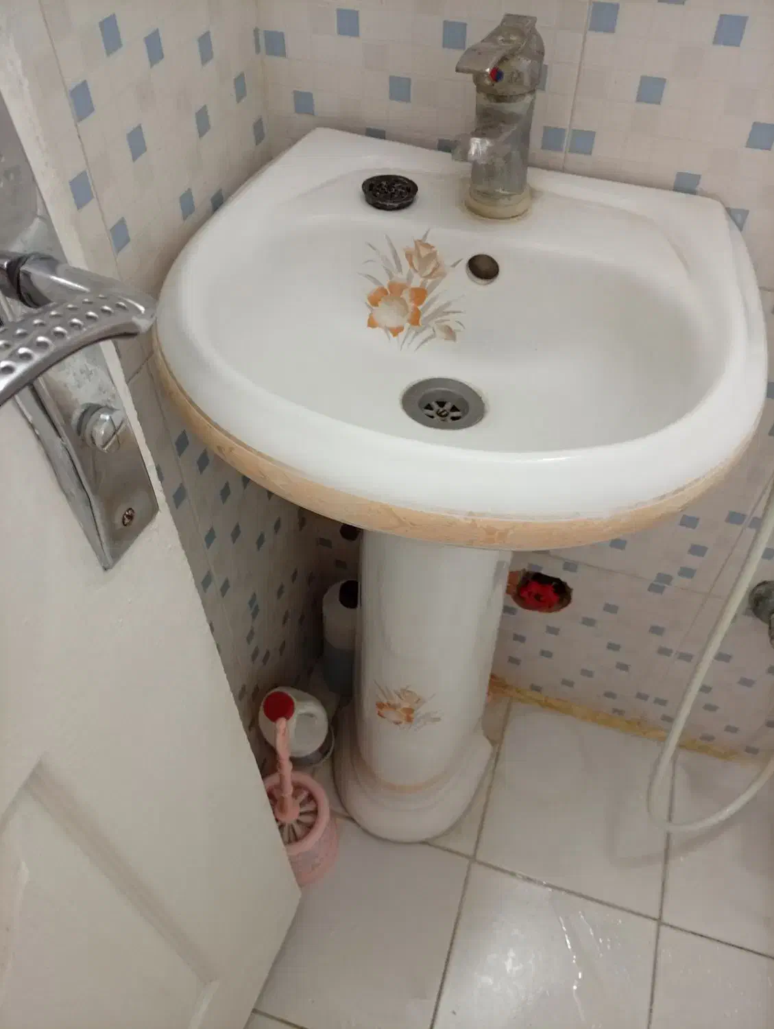 روشویی|لوازم سرویس بهداشتی|کهریزک, |دیوار