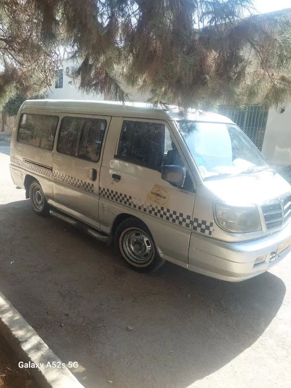 ون دلیکا ۸۶|خودرو سواری و وانت|اصفهان, باغ فدک|دیوار