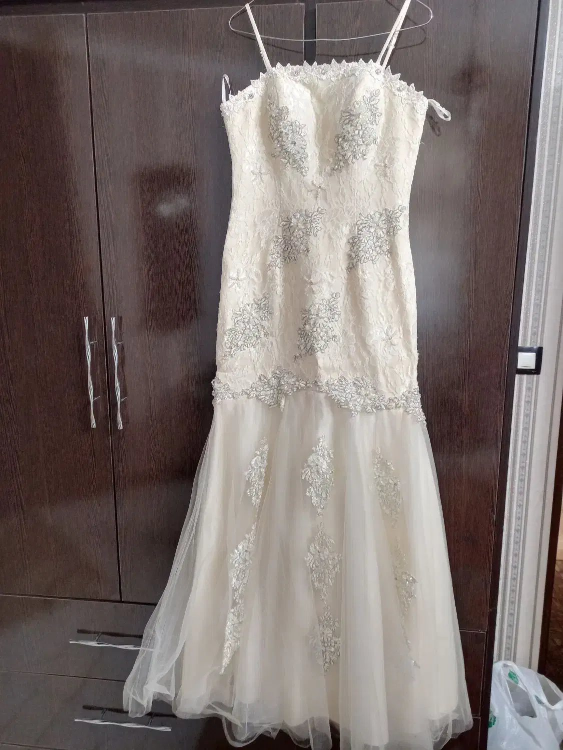 لباس مجلس سرعقد به فروش میرسد|لباس|نیشابور, دارایی|دیوار