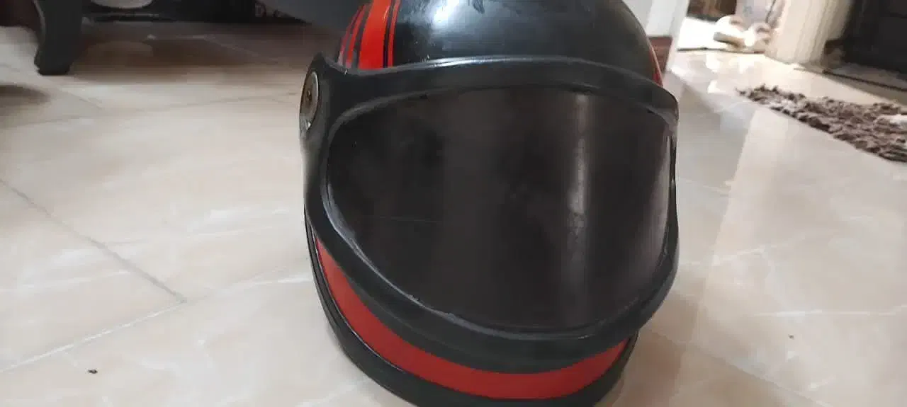 کیسه خواب وکلاه کاسک|کوهنوردی و کمپینگ|بابل, |دیوار