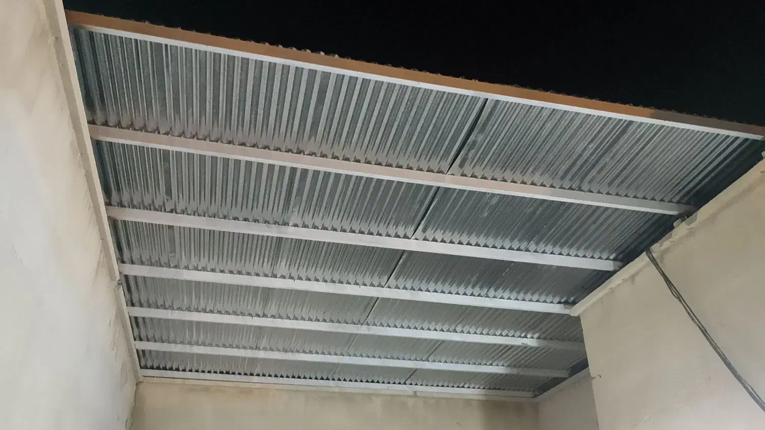 خدمات جوشکاری وبرشکاری،تاسیسات ورابیتس بندی سیار .|خدمات پیشه و مهارت|کیش, |دیوار