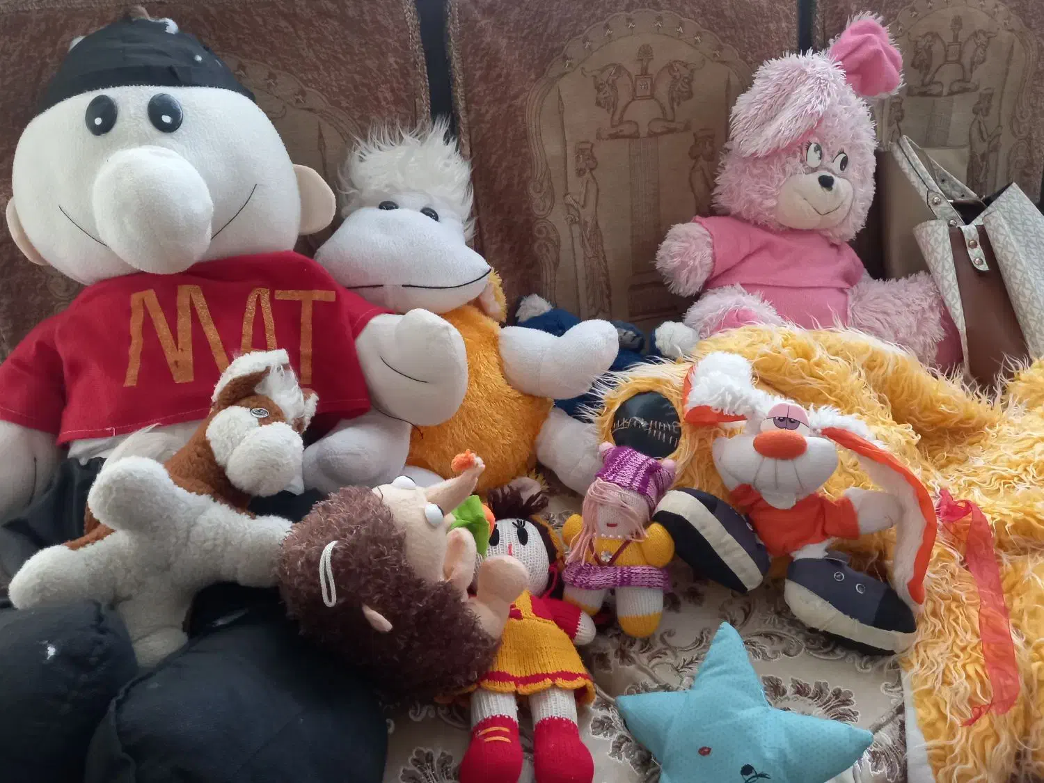 عروسک تعدادی عروسک|اسباببازی|لنگرود, |دیوار