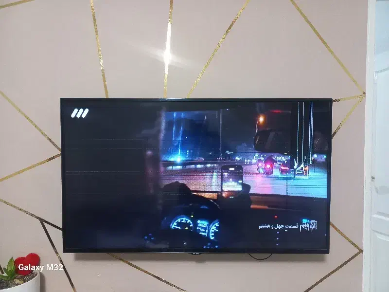 لوازم خانگی تلوزیون|تلویزیون و پروژکتور|رباط‌کریم, رباط‌کریم|دیوار