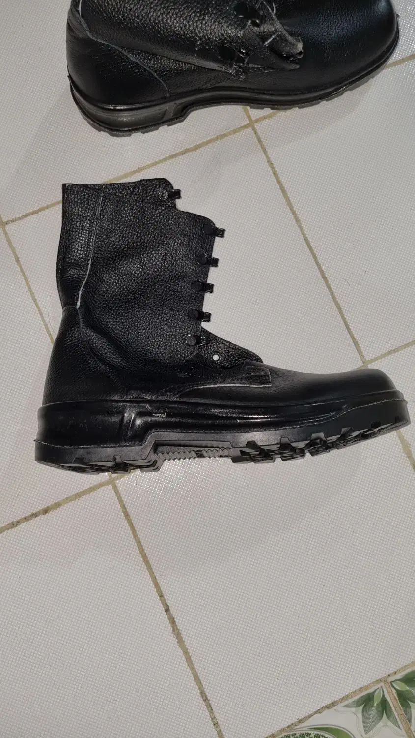 پوتین سربازی|کیف، کفش، کمربند|کامیاران, |دیوار