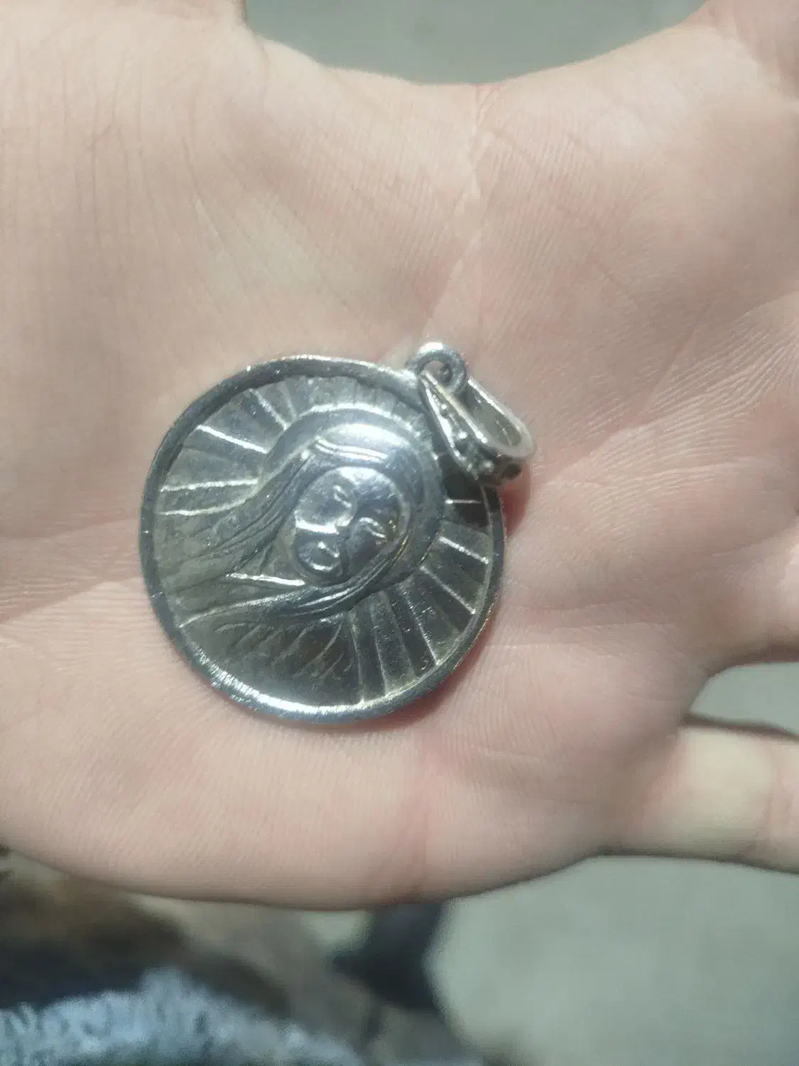 سکه گردنبند|جواهرات|نیشابور, دارایی|دیوار