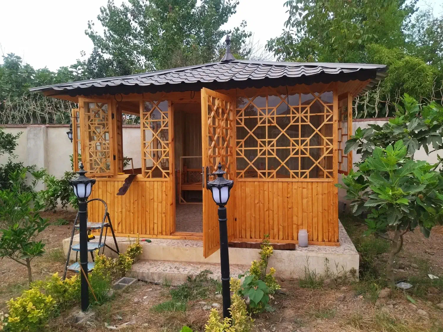 نجاری درب الاچیق سقف کاذب حلب نما کمد تخت|خدمات پیشه و مهارت|فومن, |دیوار