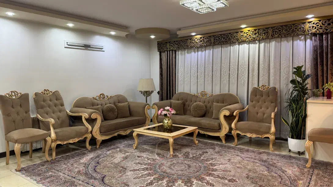 مبل ۹ نفره نیمه کلاسیک|مبلمان خانگی و میز عسلی|آمل, |دیوار