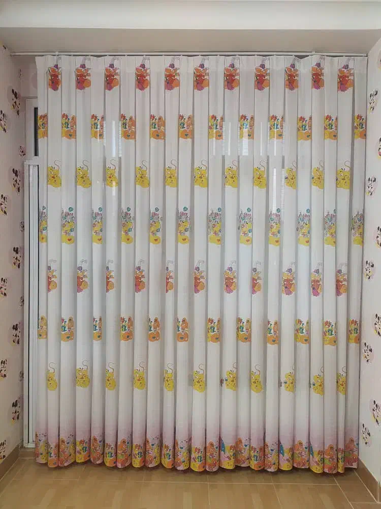 پرده اتاق کودک|پرده، رانر، رومیزی|میانه, |دیوار