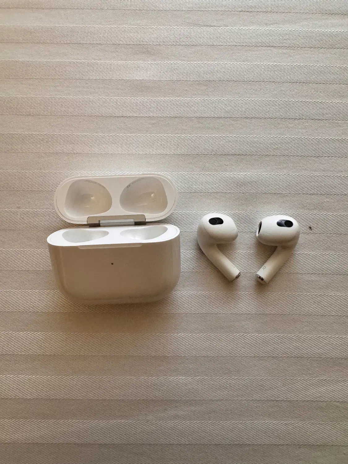 ایرپاد|لوازم جانبی موبایل و تبلت|شیراز, میرزاکوچک خان|دیوار