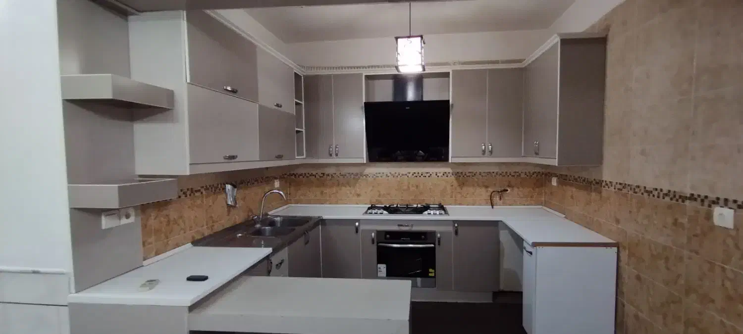 84متر محله هشت تخلیه مجتمع ایرانیان 3|اجارهٔ آپارتمان|قم, پردیسان|دیوار