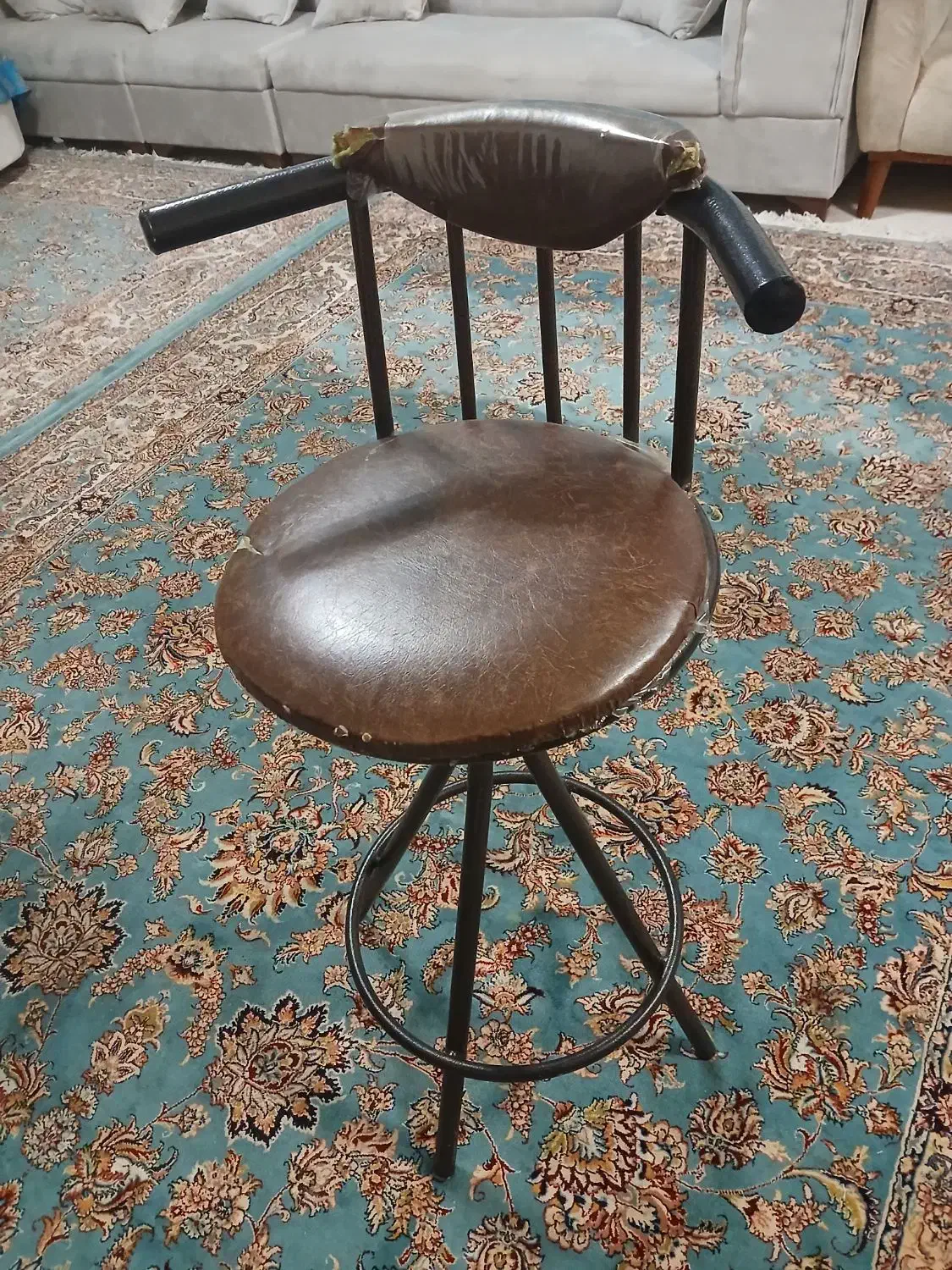 میز کامپیوتر وصندلی گردان|میز تحریر و کامپیوتر|گرگان, |دیوار